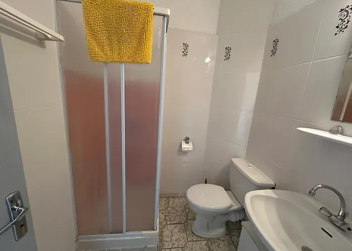 Confortable A Marignana, 50 M² Avec 3 * Marignana